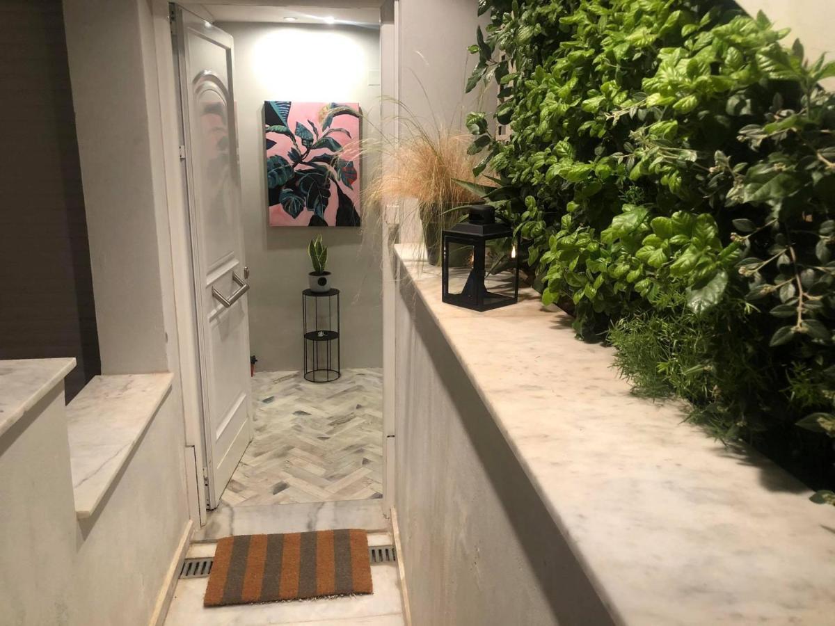 Amazing Semi-Basement Art Apartment Easy Walk To Nafplio Centre Kültér fotó